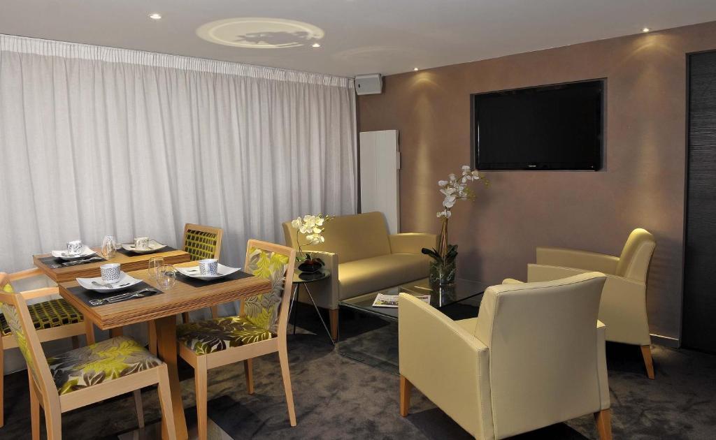 Hotel O2B Aux Berges De Broceliande Beignon Ruang foto